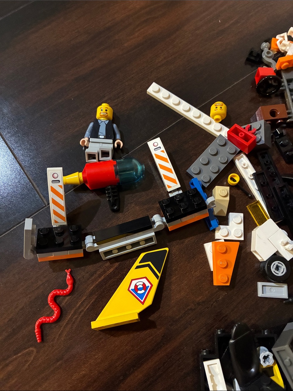 Assorted Legos - Picture 4 of 4
